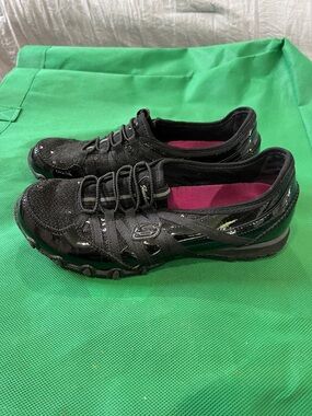 Skechers Women's Black Slip-On Athletic Sneakers